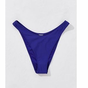 Cheeky low-rise bikini bottoms